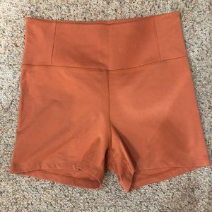 Apricot Girlfriend Collective Seamless High-Rise Run Short Large